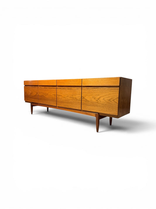 Enfilade FA66 par Ib Kofod-Larsen