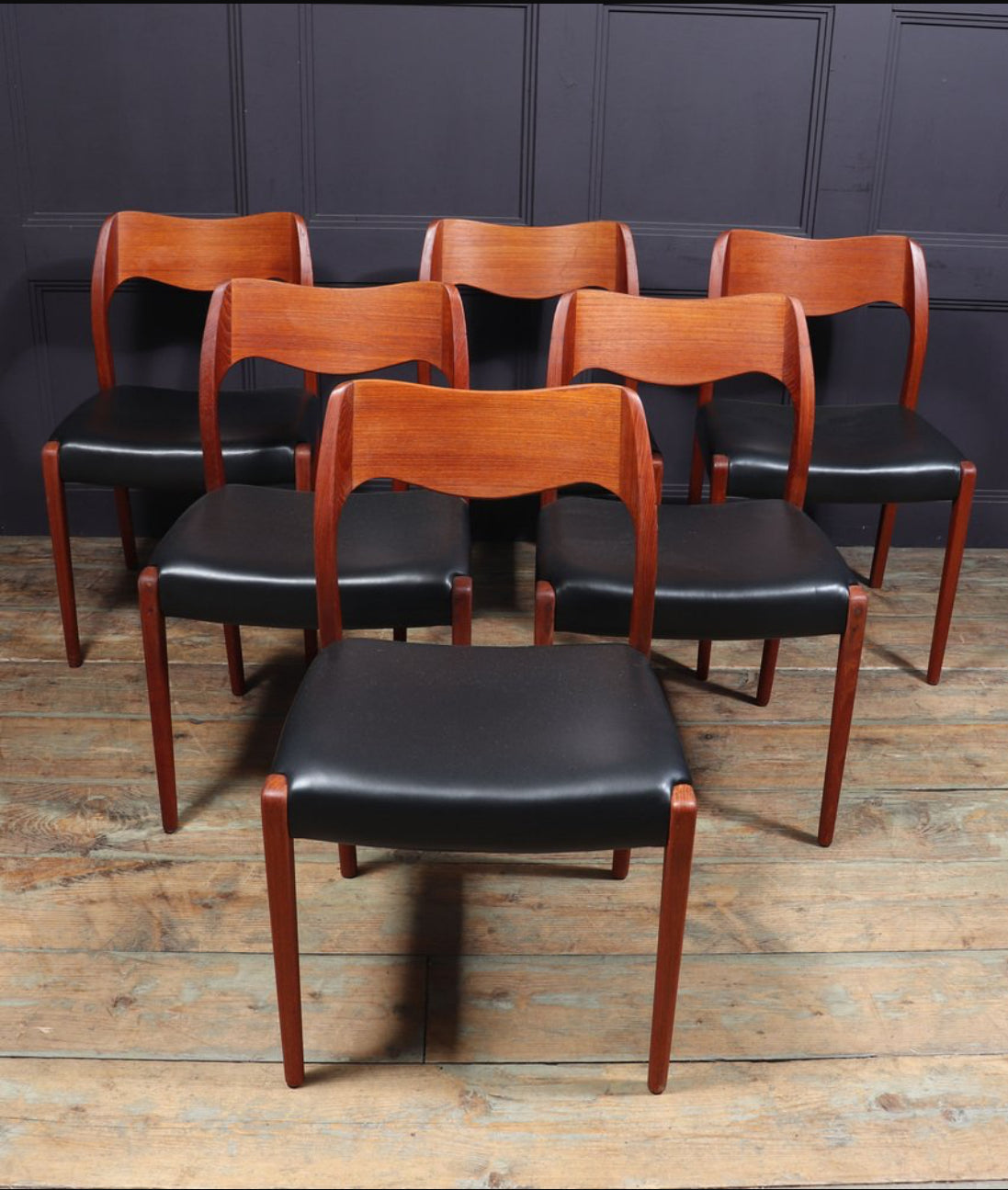 6 chaises modèle 71 par Niels Otto Moller