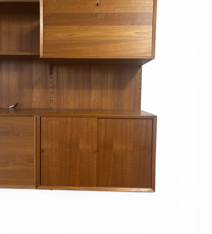 Système mural par Poul Cadovius (1959)