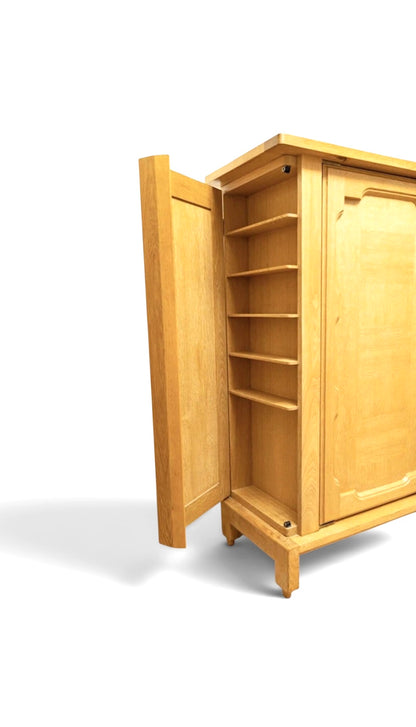 Armoire par Guillerme & Chambron