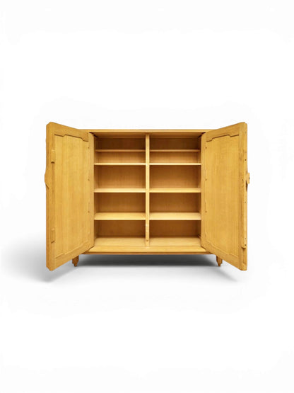 Armoire par Guillerme & Chambron