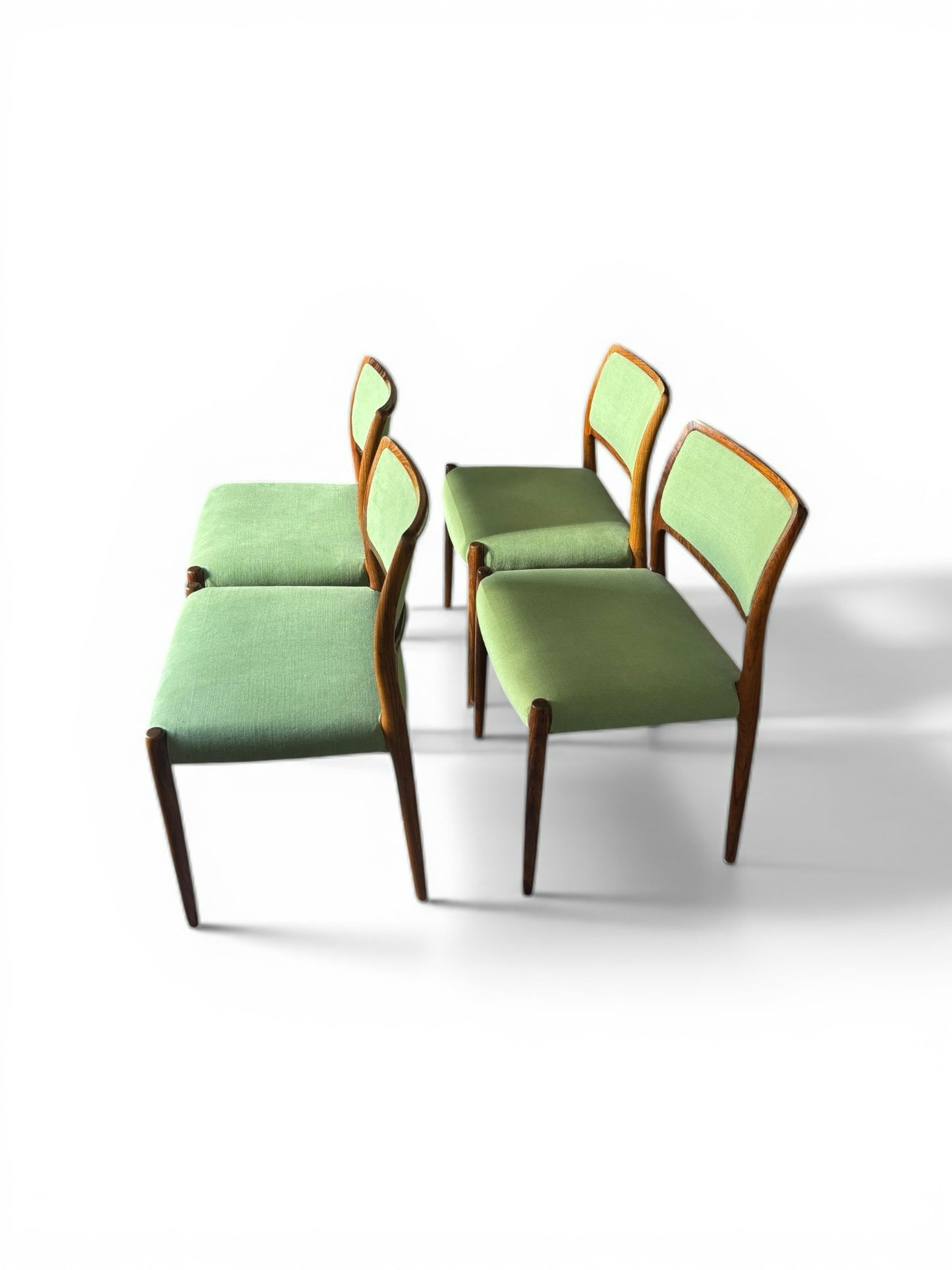 4 chaises par Niels Otto Moller
