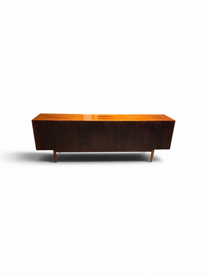 Enfilade FA66 par Ib Kofod-Larsen