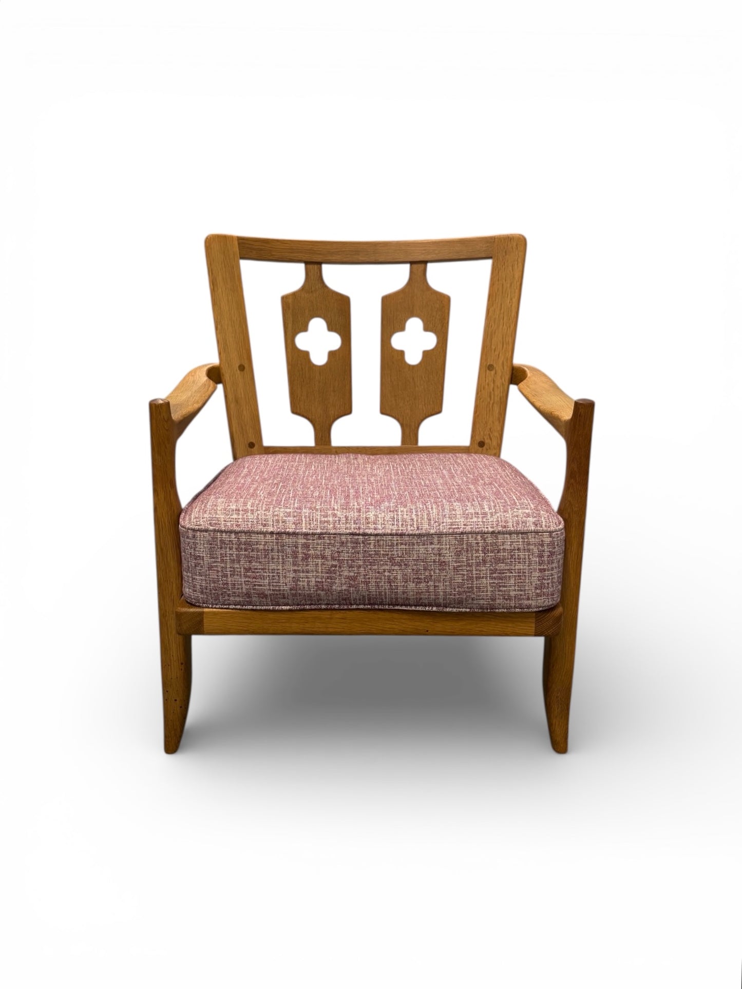 Fauteuil “José” en chêne massif par Guillerme & Chambron pour Votre Maison