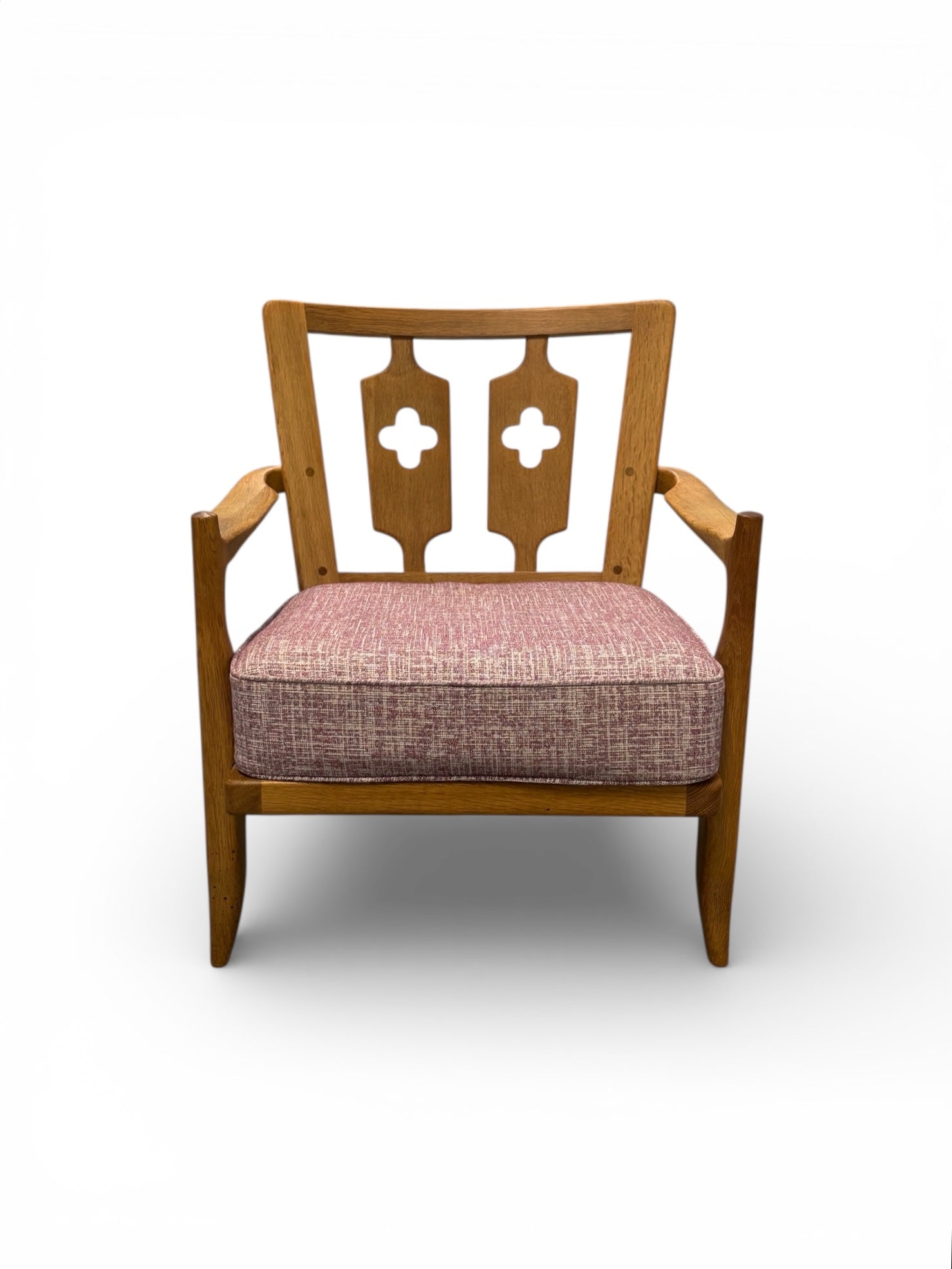 Fauteuil “José” en chêne massif par Guillerme & Chambron pour Votre Maison
