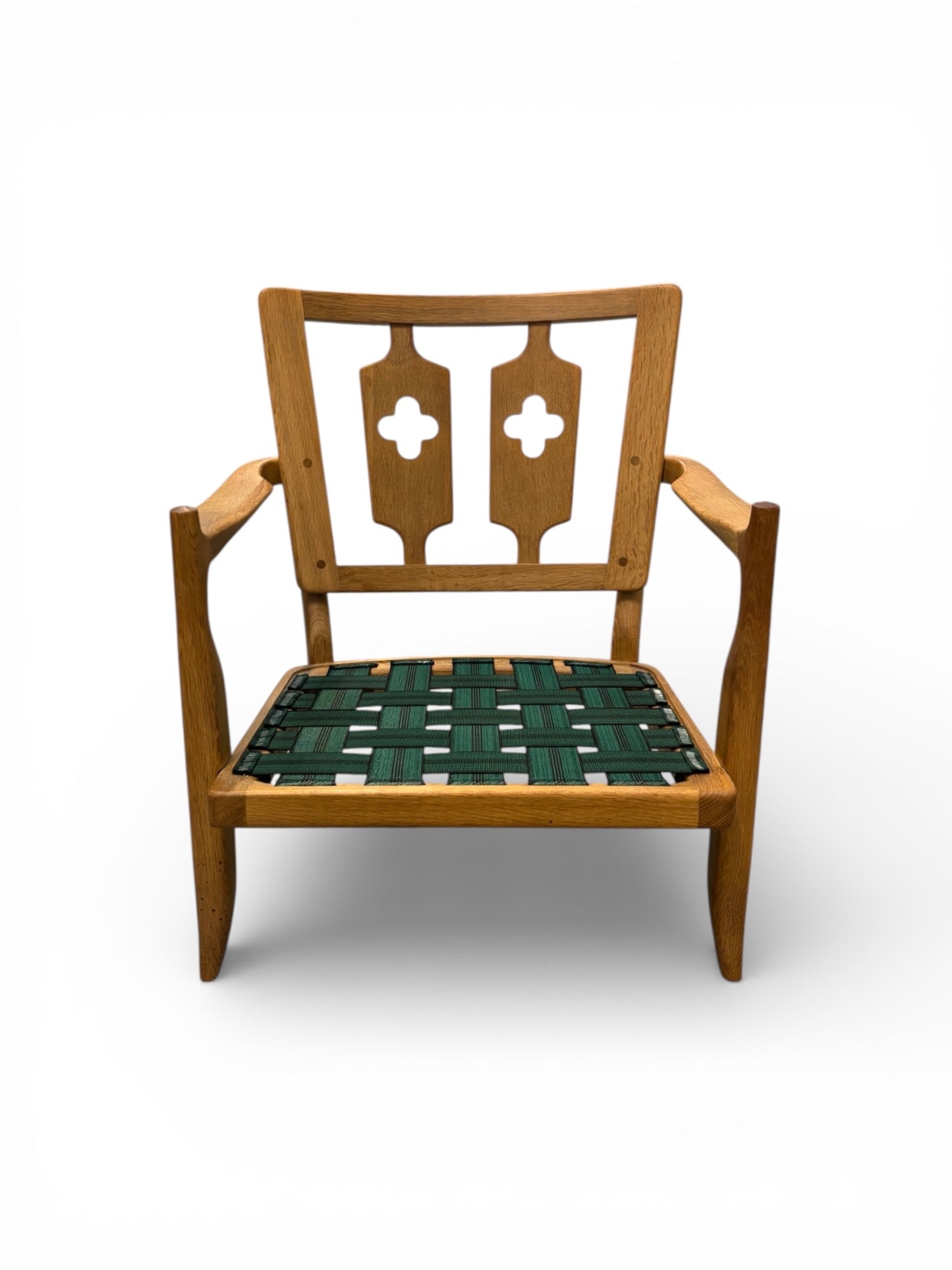 Fauteuil “José” en chêne massif par Guillerme & Chambron pour Votre Maison