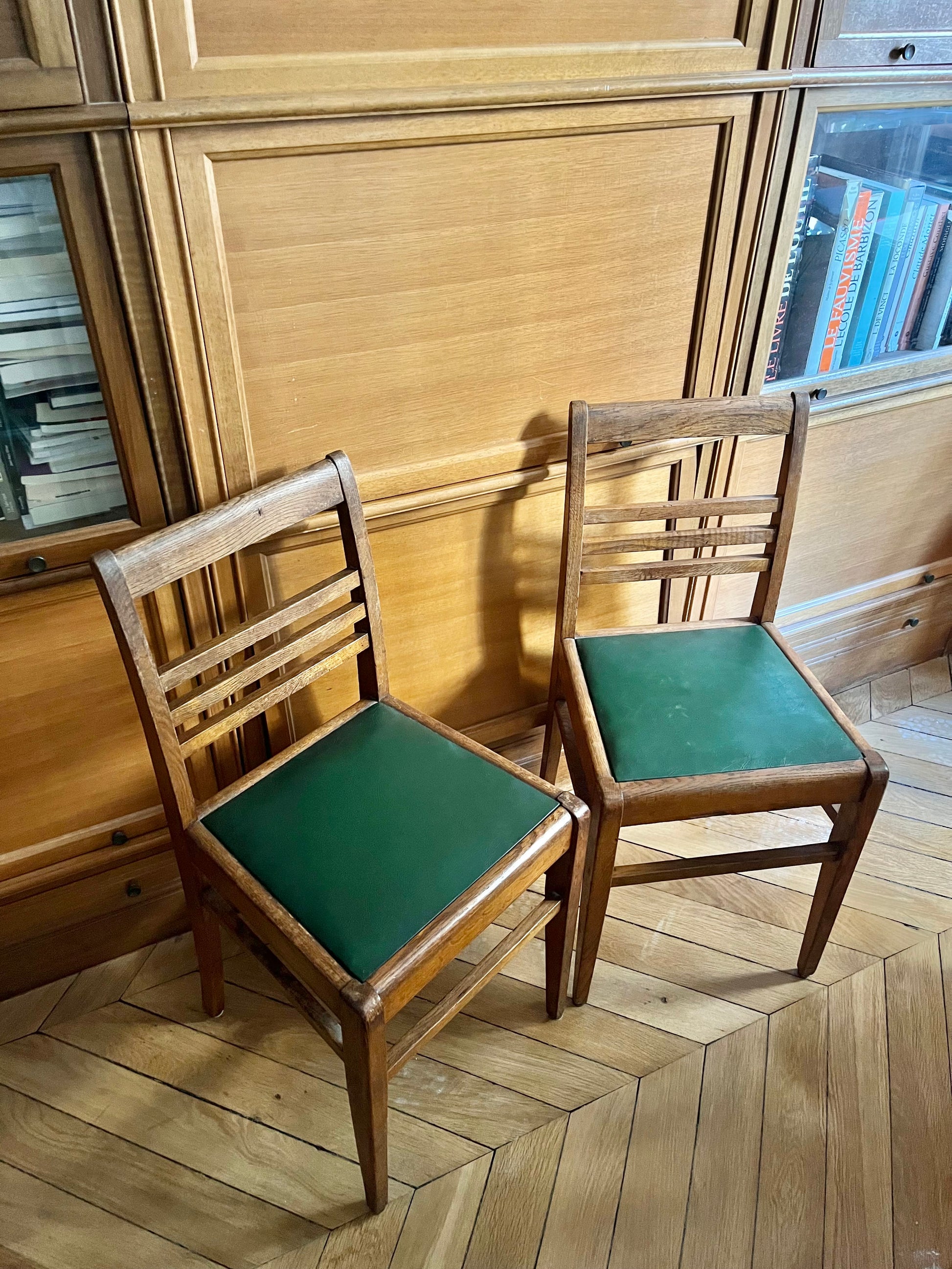 Chaise en chêne René Gabriel