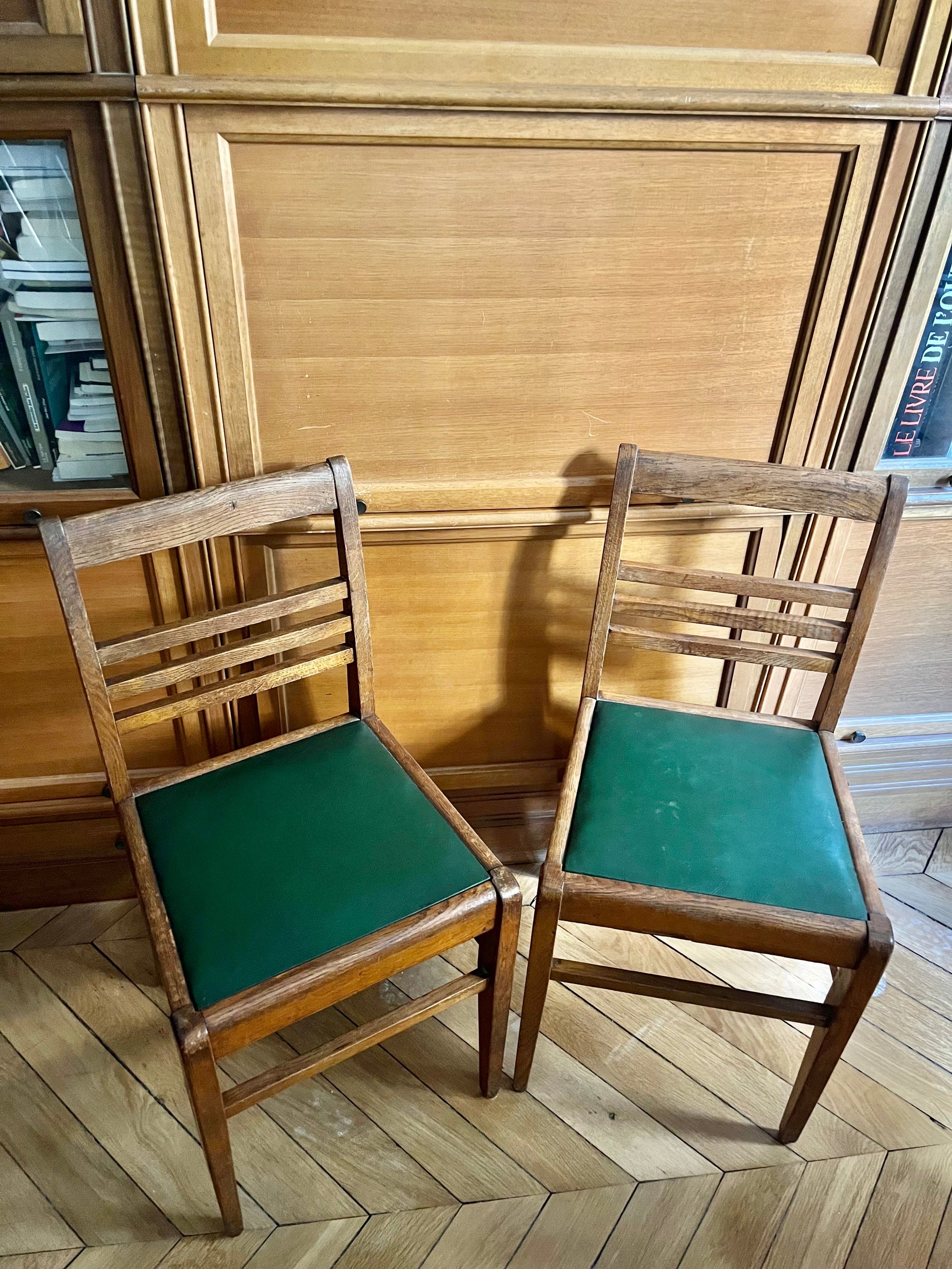 Chaise en chêne René Gabriel