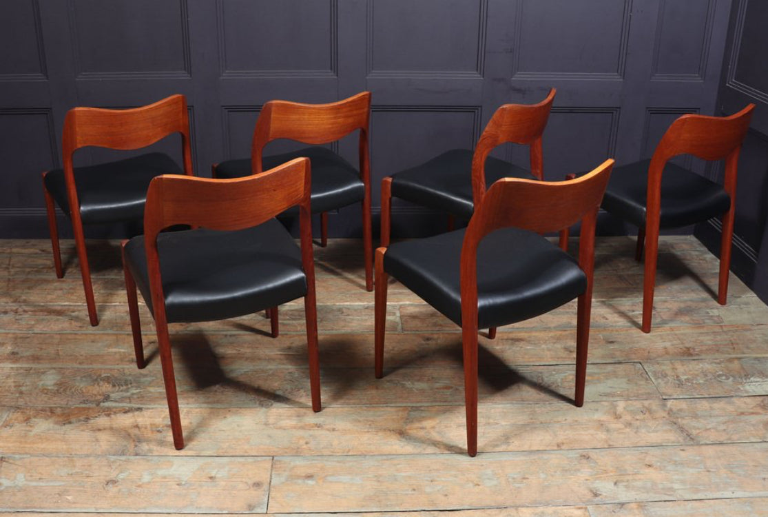 6 chaises modèle 71 par Niels Otto Moller