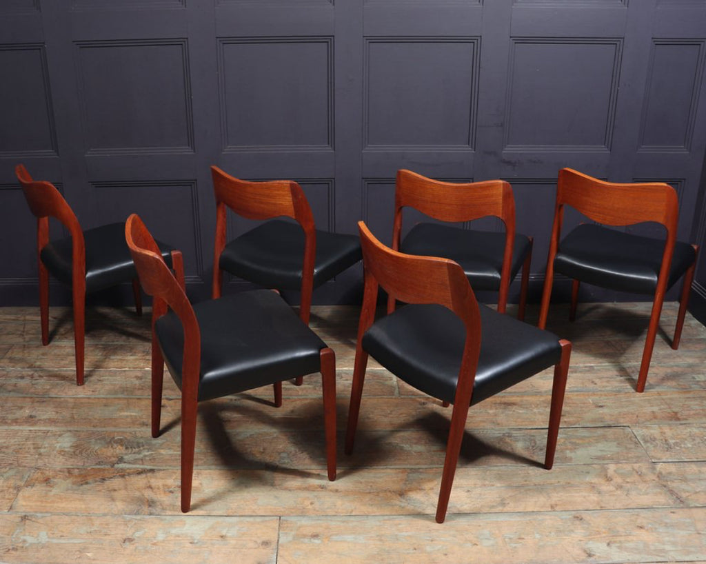6 chaises modèle 71 par Niels Otto Moller