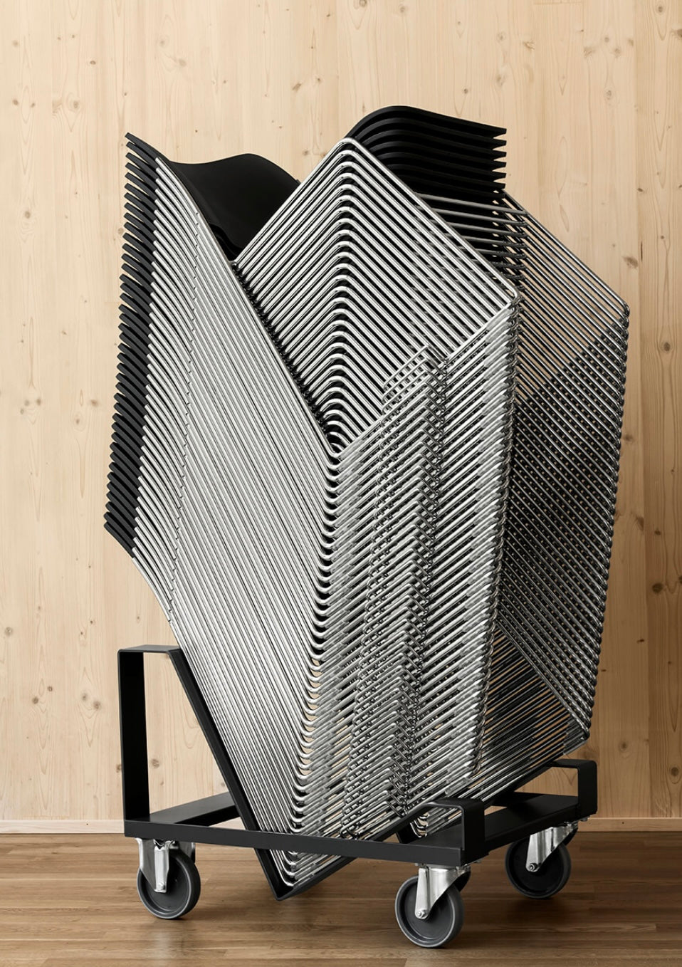 Chaises « 40/4 » par David Rowland