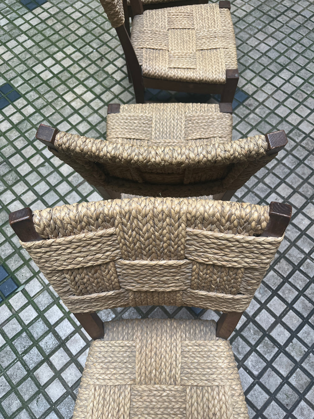 Suite de 4 chaises par Audoux-Minet