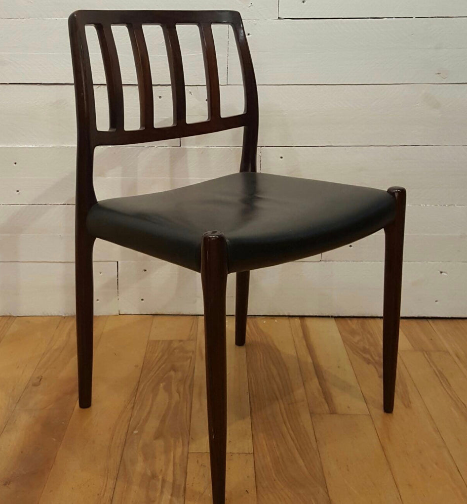 Chaise par Niels Otto Moller pour J.L. Møllers Møbelfabrik