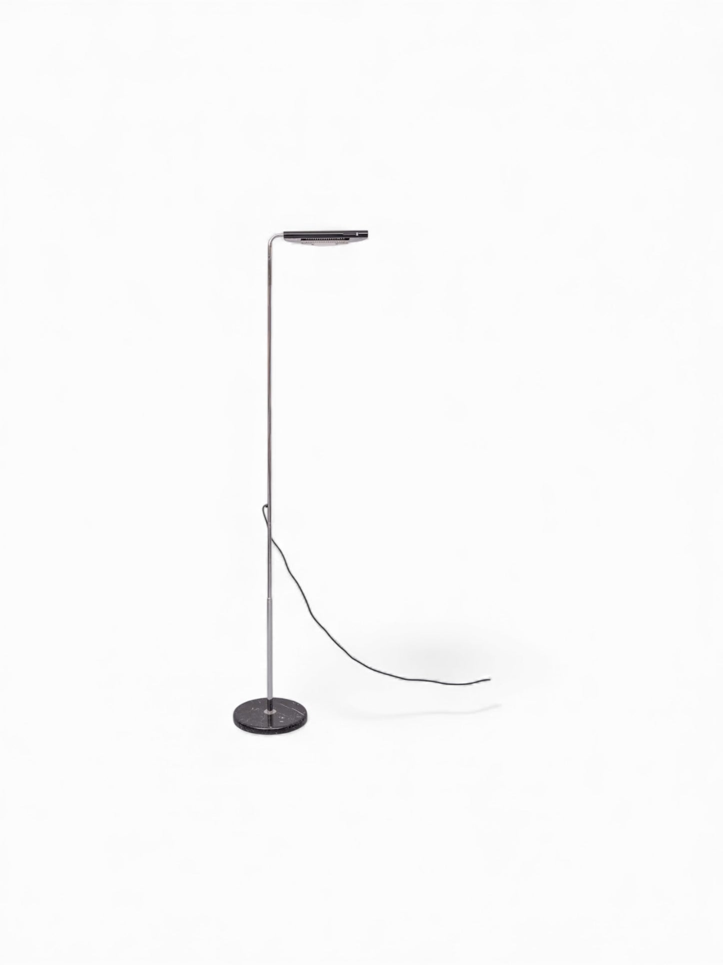 Lampadaire “Mezzaluna” par Bruno Gecchelin
