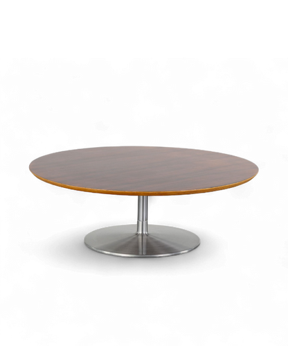 Table basse « Circle » par Pierre Paulin pour Artifort, design français des années 1960 en palissandre et métal brossé.
