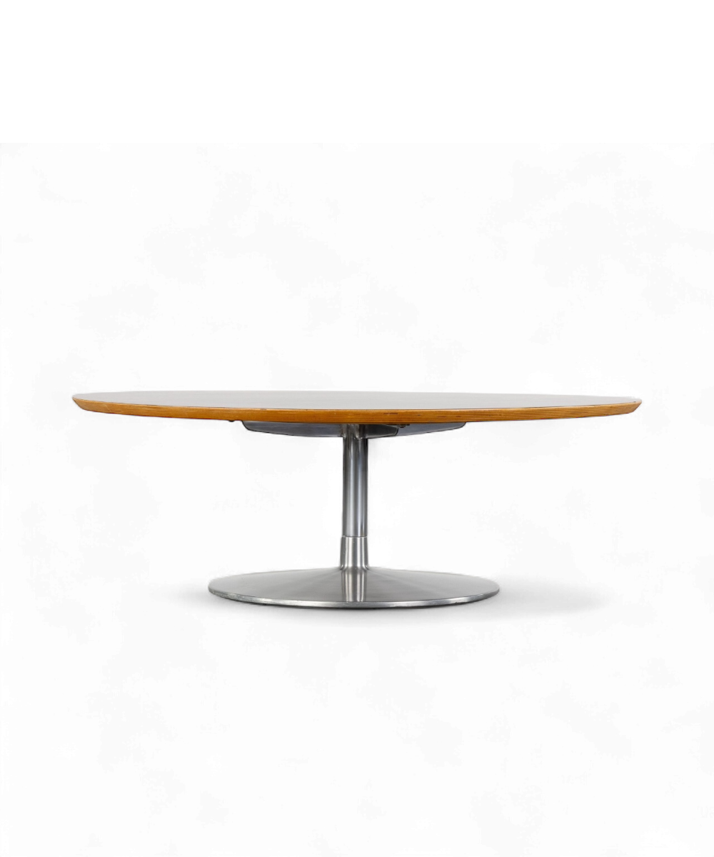 Table basse « Circle » par Pierre Paulin pour Artifort, design français des années 1960 en palissandre et métal brossé.
