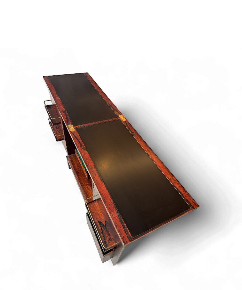 Bar scandinave en palissandre de Rio par Torbjørn Afdal pour Bruksbo, design norvégien des années 1960.