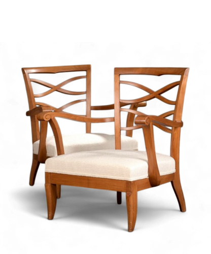 Paire de fauteuils par Jules Leleu