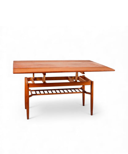 Table “Elevator” par Kai Kristiansen